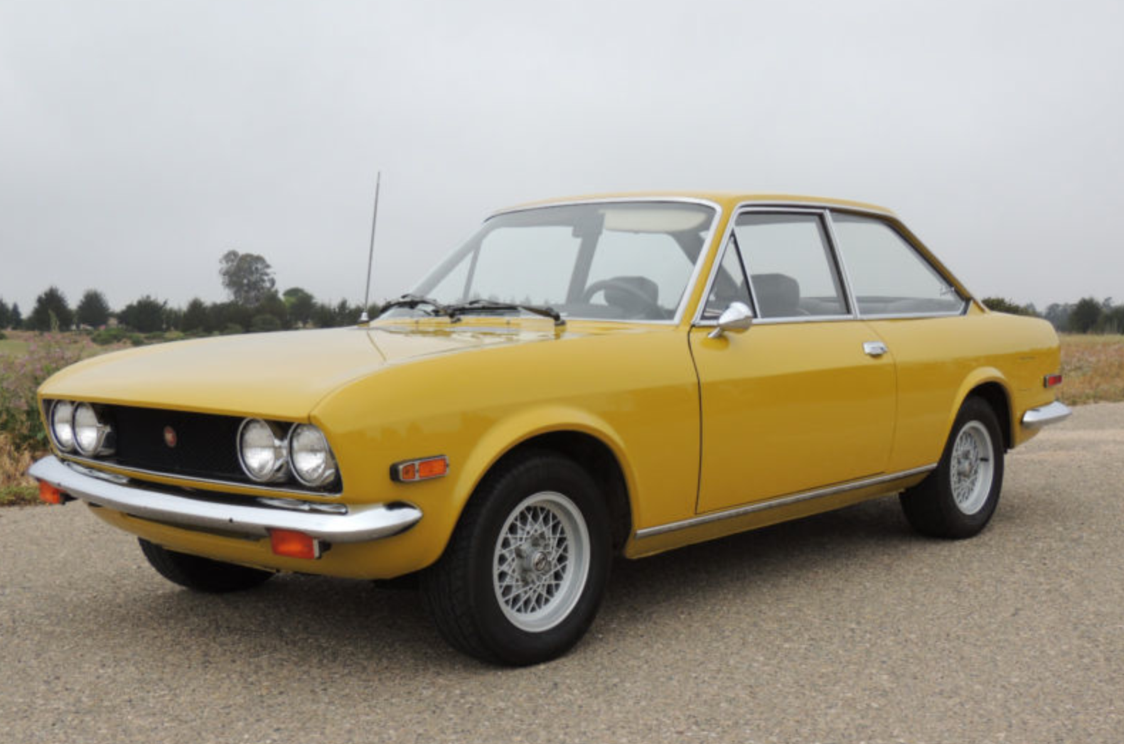 fabricas-de-autos-fiat-124-sport-coupe