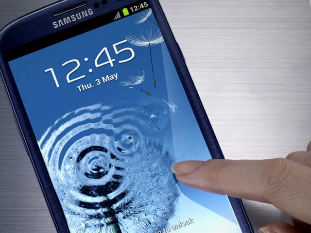 Samsung s3 не включается дисплей