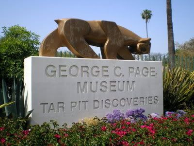 La Brea Tar Pits Entrance La Brea Tar Pits Entrance