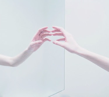 grunge, hand, indie, mirror, pale, soft grunge, tumblr
