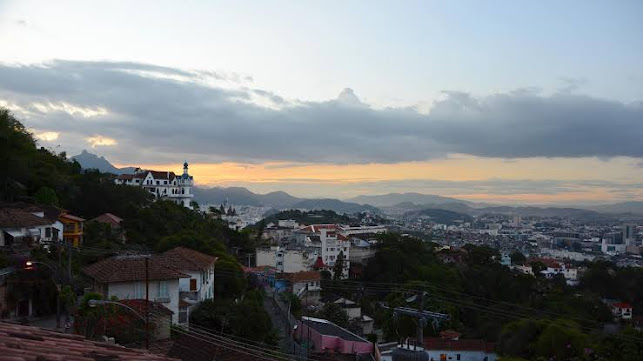 R. Aprazível, 143 - Santa Teresa, Rio de Janeiro - RJ, 25586-140, Brasil