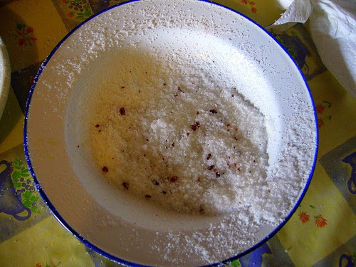 Brunyols Cantallops 6 - Plat de sucre amb engrunes de brunyols