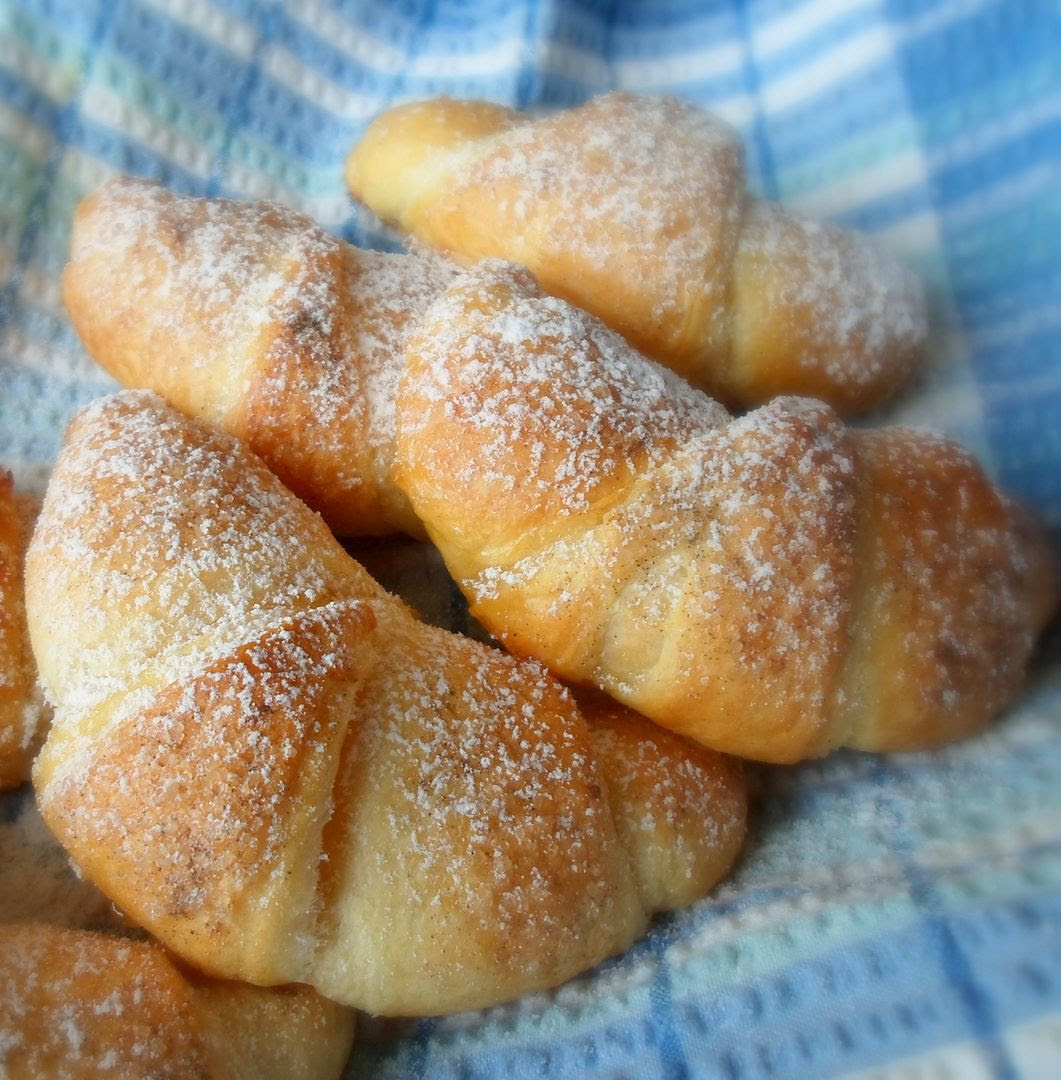 Lemon Filled Croissants Lemon Filled Croissants