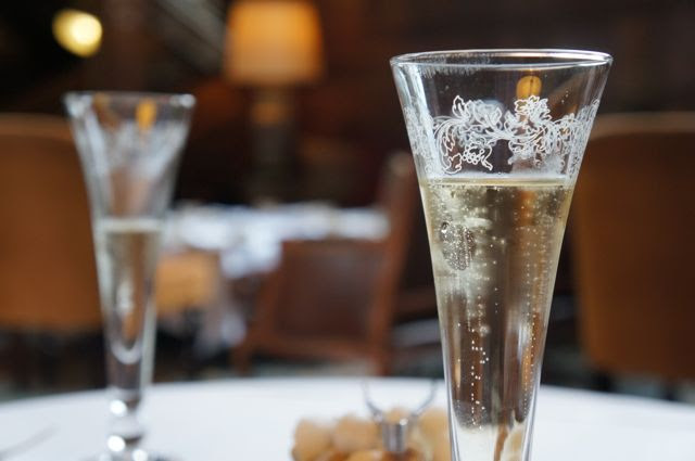 Review: Afternoon Tea At Hanbury Manor