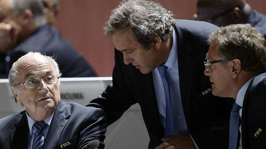Blatter foi criticado pelo ex-aliado Michel Platini nesta semana. O presidente da Uefa pediu para que o dirigente deixe a Fifa
