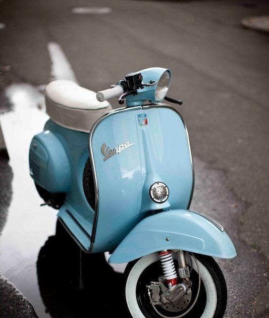 vespa scooter colors in india: vespa px 150 70th anniversary
