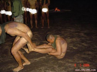 Những bài huấn luyện làm chai sạn...cơ thể.