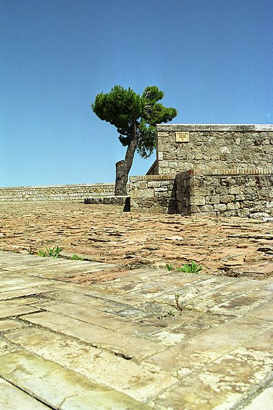 Archivo: Civitelladeltronto02.jpg