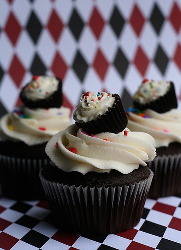 cupcakes cupcake toppers mini cakes cake topped neatorama flickr