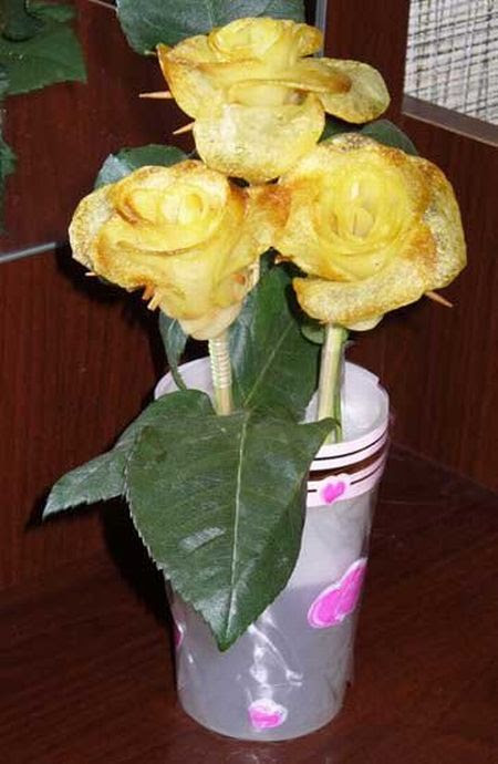 How To Make Potato Roses (13 pics) How To Make Potato Roses (13 pics)