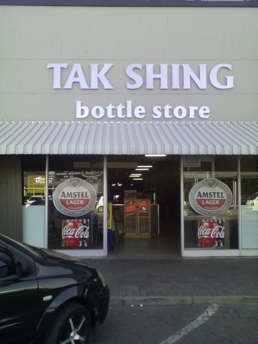 Tak Shing Bottle Store