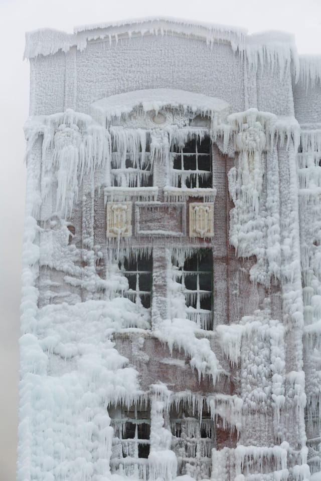 Fire and Ice: The Frozen Aftermath of a Chicago Warehouse Fire Fire and Ice: The Frozen Aftermath of a Chicago Warehouse Fire ice fire Chicago