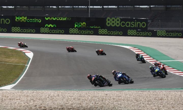 Мотогонки f1. Сколько зарабатывают на мотогонок\. 44 Номер в мотогонках. MOTOGP Spain Jerez track.