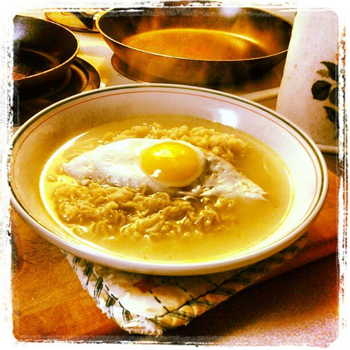 Ramen with fried egg