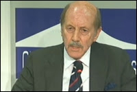 Dr Dennis Halliday