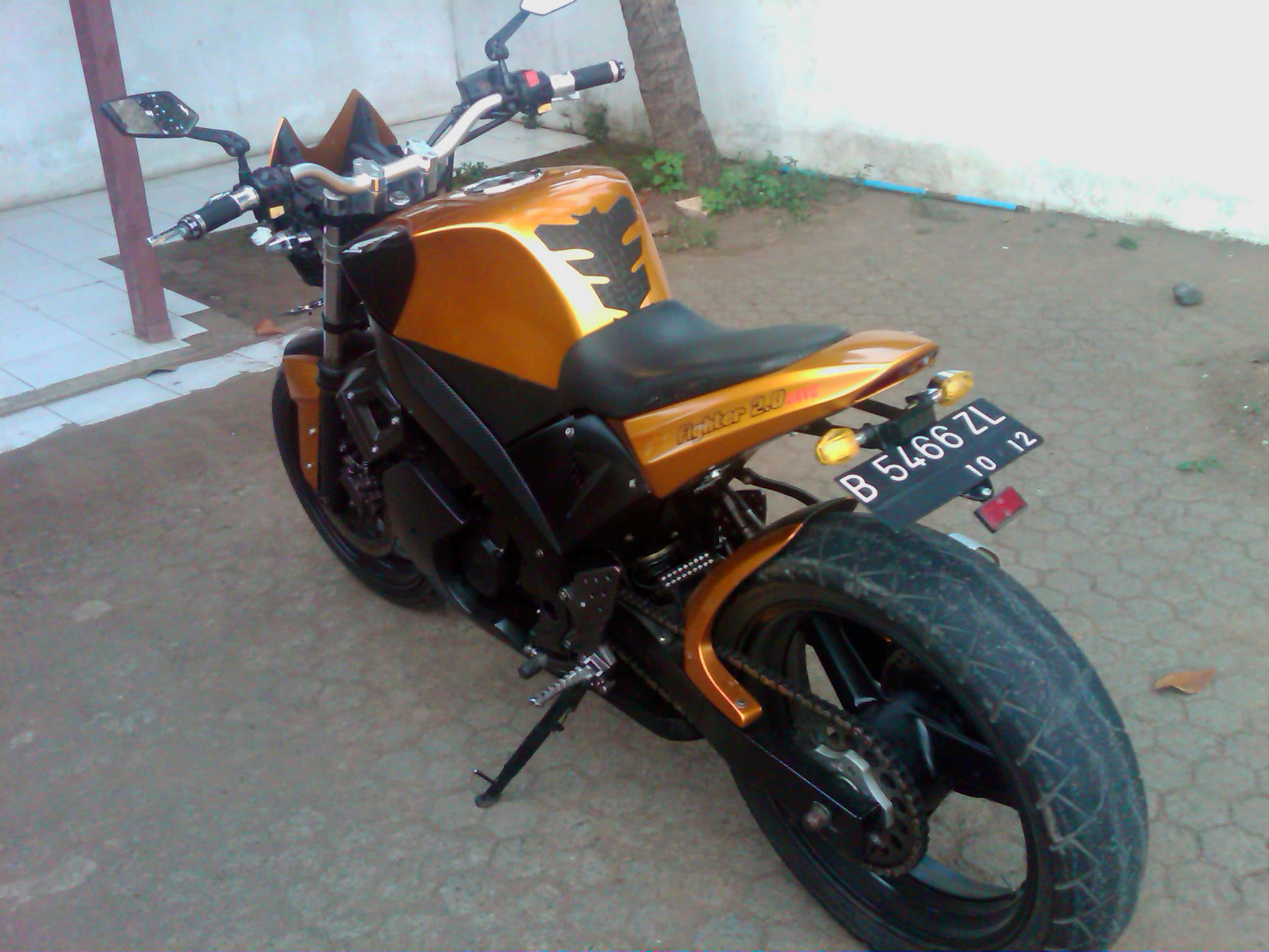 Modifikasi New Megapro Street Fighter 2014 Modifikasi Motor Modifikasi New Megapro Street Fighter 2014 Modifikasi Motor