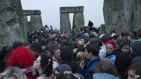 Crowds at Stonehenge on Thursday morning