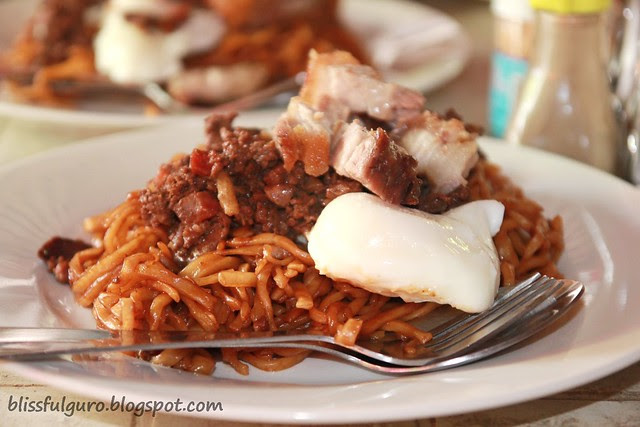 Pancit Batil Patong Pancit Batil Patong