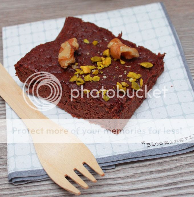 Achim Sam - Clean your Life | whatinaloves.com Low Carb Brownie