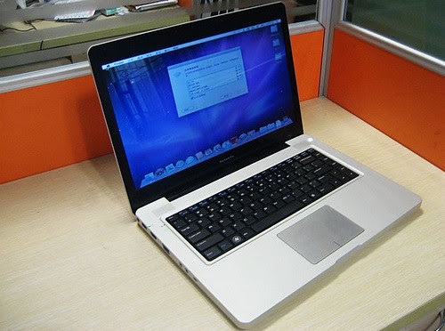 Macbook Pro Clone