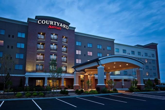 Courtyard by Marriott Buffalo Airport