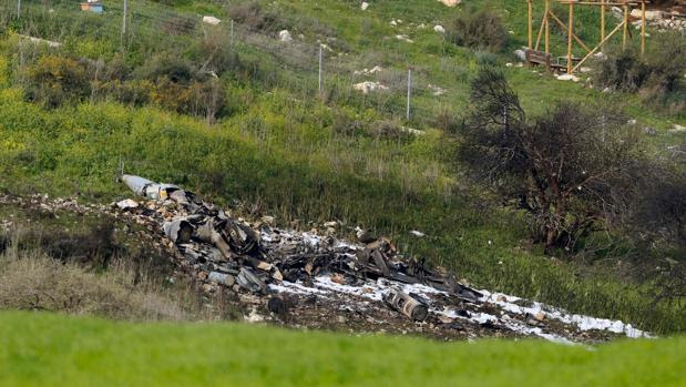 Los restos del avión estrellado