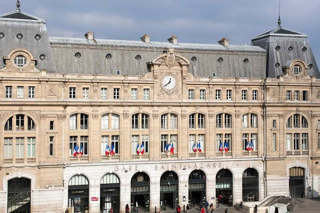 Hôtel ibis Paris Porte de Clichy Centre.