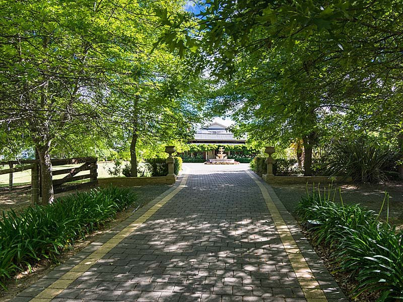20 Cichon Road, Bridgewater, SA 5155 20 Cichon Road, Bridgewater, SA 5155