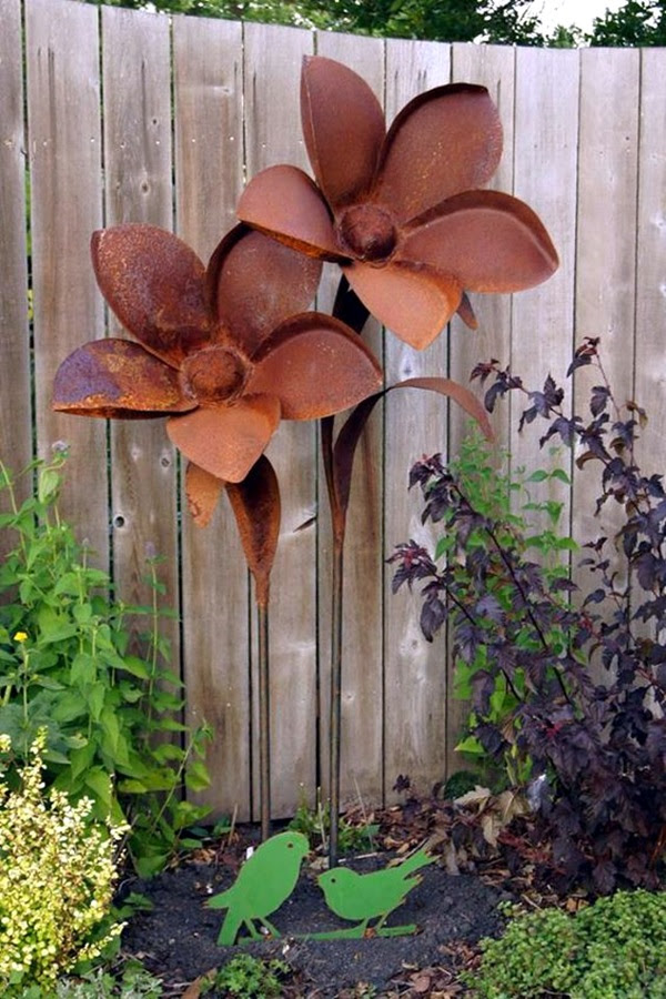 Utterly Beautiful Rusted Metal Art Works (25)
