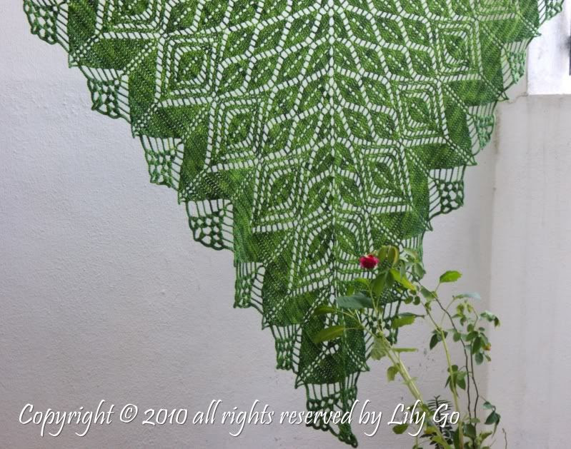 Gathering Leaves in Fingering weight yarn