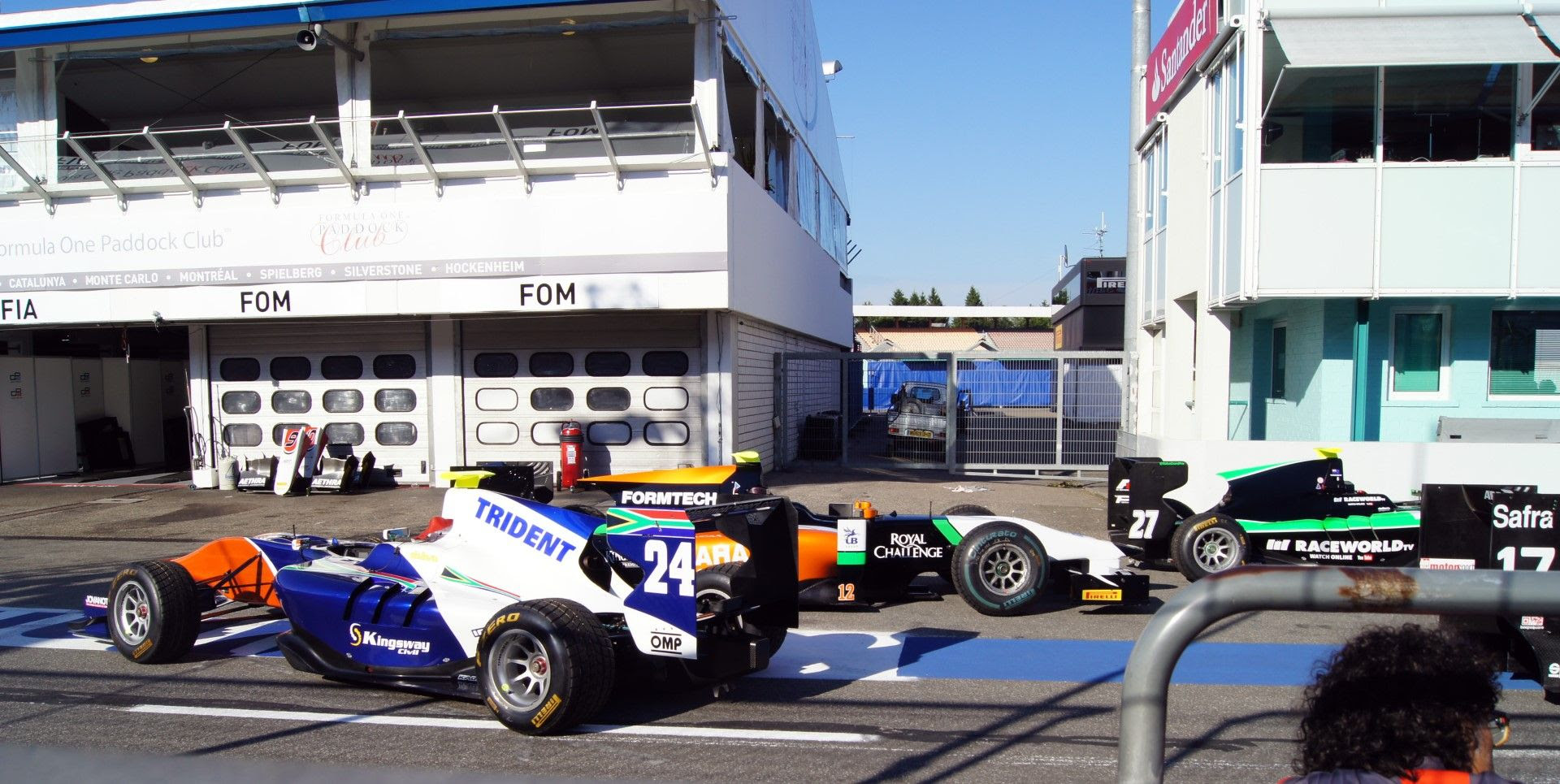 photo DSC00588Large.jpg