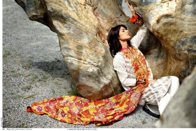 Beautiful-Cute-Girls-Models-Wear-Summer-Eid-Dress-Collection-2014-by-Lakhani-Silk-Mills-10 Beautiful-Cute-Girls-Models-Wear-Summer-Eid-Dress-Collection-2013-Lakhani-Silk-Mills-10
