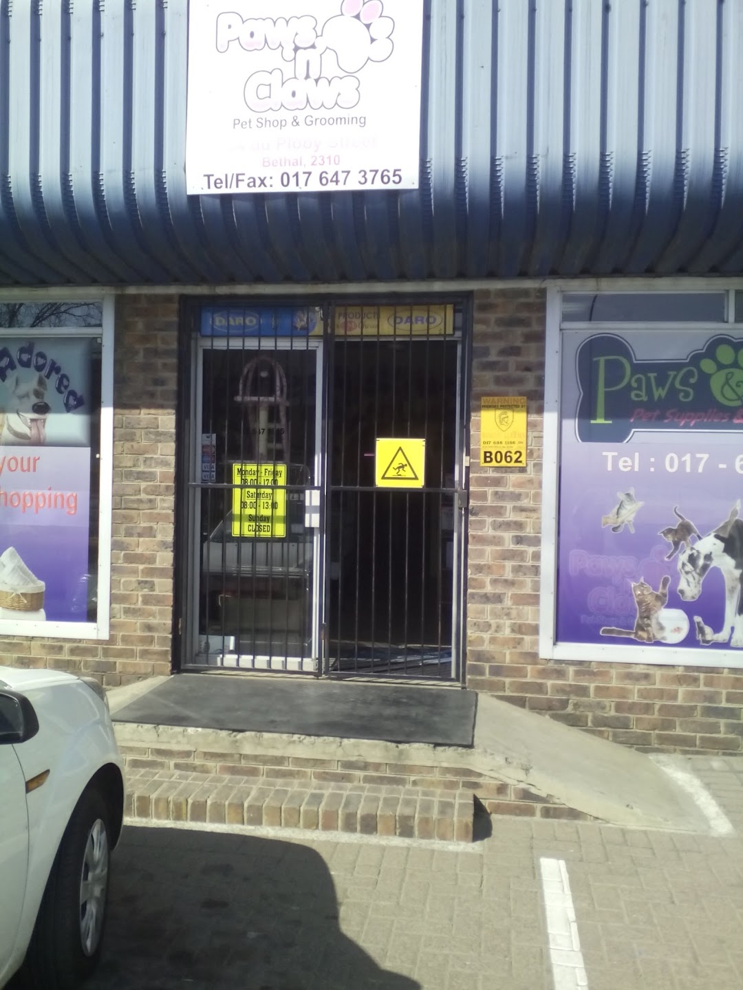 Paws n Claws Pet Shop & Grooming