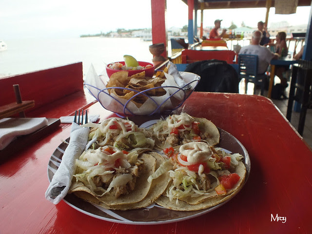 11_28_2012 fx belize 083
