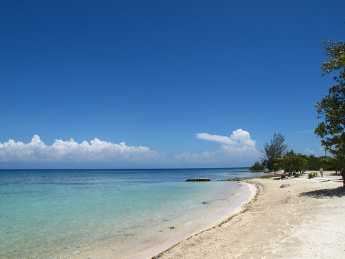 Images and Places, Pictures and Info: utila honduras beaches
