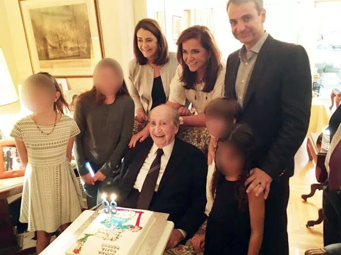 Τα τελευταία του γενέθλια σε ηλικία 98 ετών