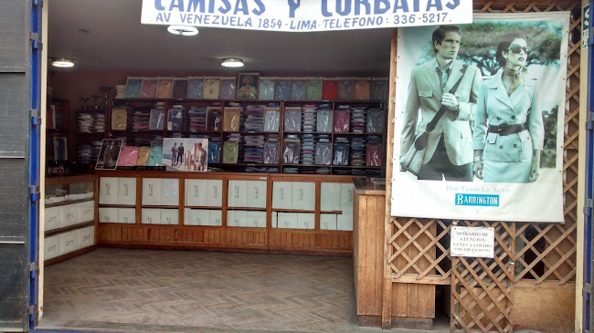 Ruíz Camisas y Corbatas