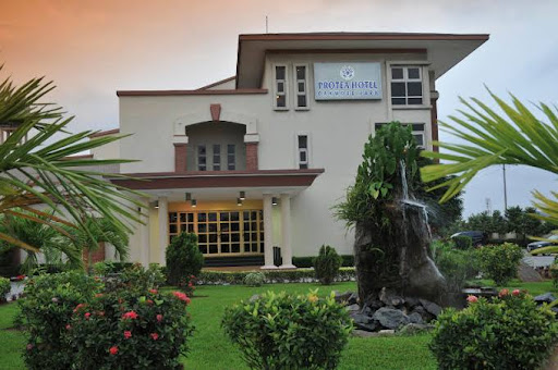 Oakwood Park Hotels, Opposite alpha beach junction, KM18 Lekki epe express way, Lekki Penninsula II, Lekki, Nigeria, Luxury Hotel, state Lagos