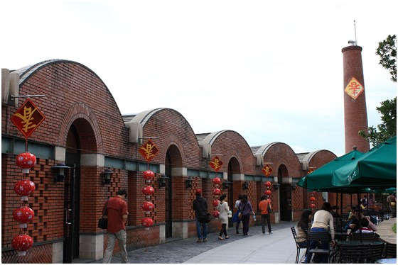 宜蘭芯園-我的夢中城堡/芯園/城堡/宜蘭民宿/城堡民宿/童話民宿/溜滑梯民宿/親子民宿/賽車民宿/超跑民宿/冬山河/生態綠舟/冬山火車站/羅東夜市/幾米/閃購/綠色博覽會/綠博/武荖坑/親子/親水公園