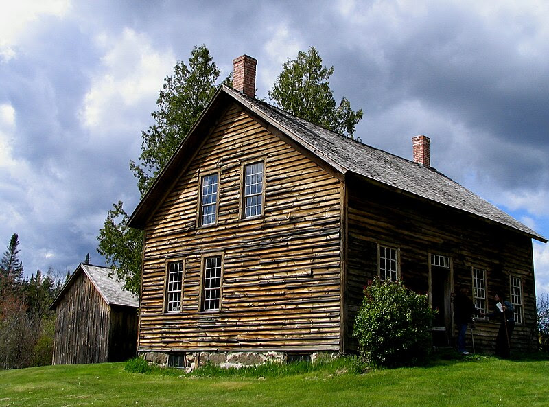 File:House at John Brown's Farm.jpg