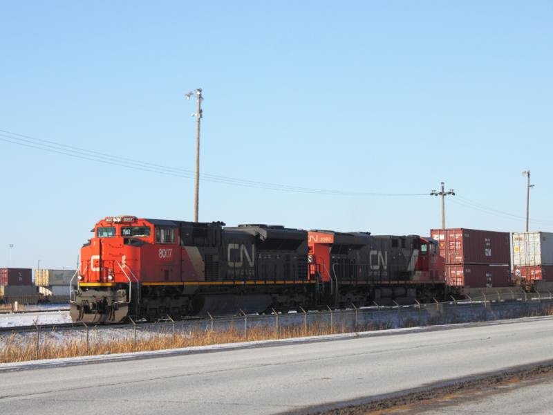 CN 8007 in Winnipeg