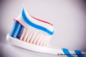 http://media.mercola.com/ImageServer/Public/2016/August/toxic-toothpaste.jpg