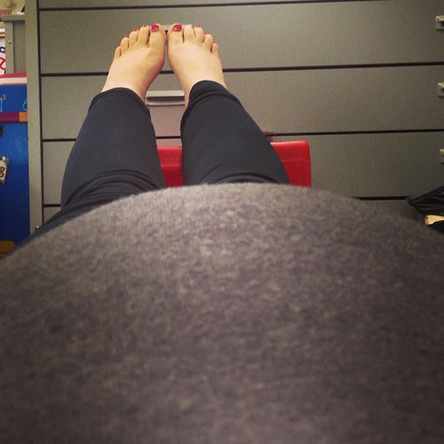 27 Weeks...big belly, swollen feet, & lots of kicking! #babyboy #babybump #27weeks