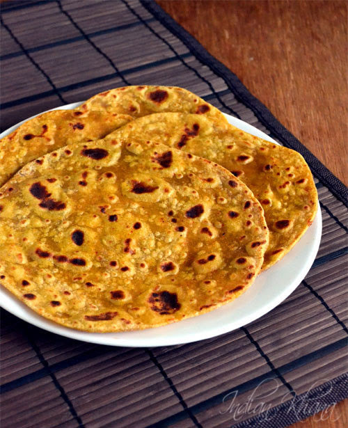 Gujarati Thepla Masala Roti Recipe