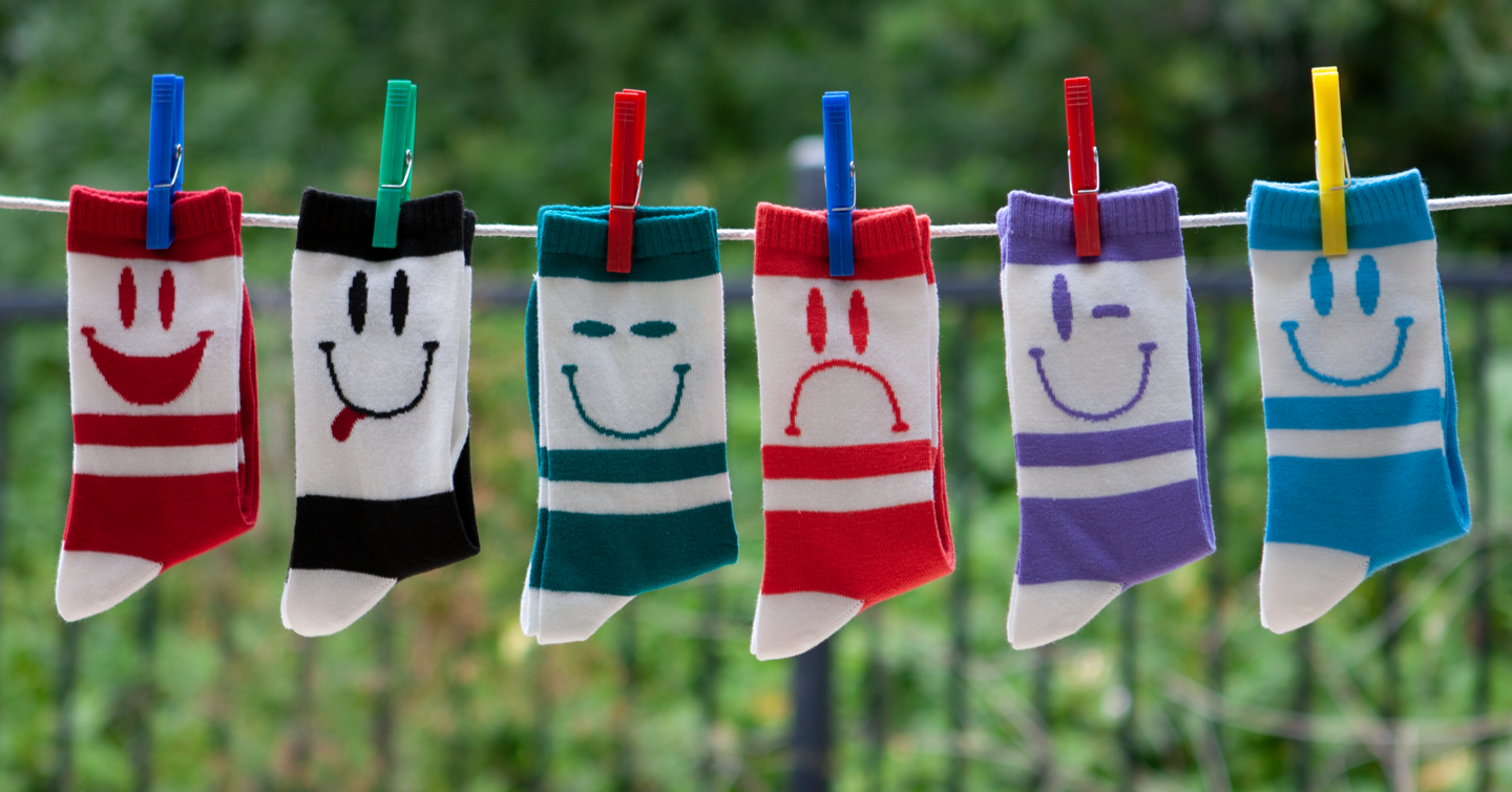 Wear A SMILE! Every Day” with the NEW line of #SmileSox for kids, tweens & women to express their inner joy, goofiness, grumpiness & happiness with colorful, fun & versatile line of affordably durable socks. WIN 6-pair 6-expressions of @SmileSox