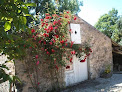 Chambres d'hôtes La Charrière : Location Chambres d'hôtes de vacances, pour 6 personnes, avec Terrasse, Accès PMR, idéal pour randonnée, Proche Marais Poitevin, Puy du Fou à Cheffois en Vendée, Pays-de-la-Loire Cheffois