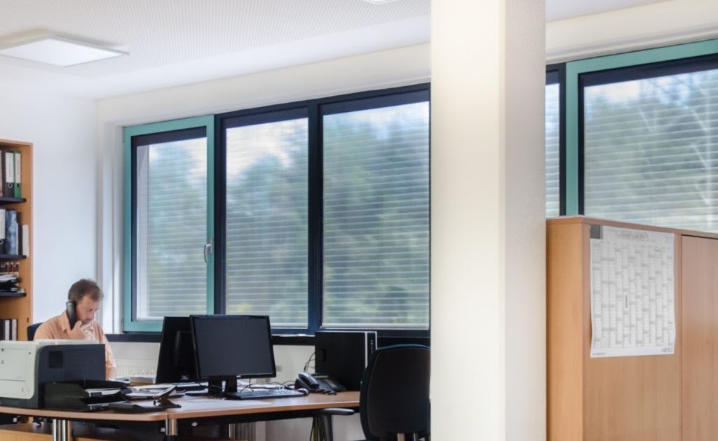 Fenster Mit Jalousie Im Scheibenzwischenraum Preis