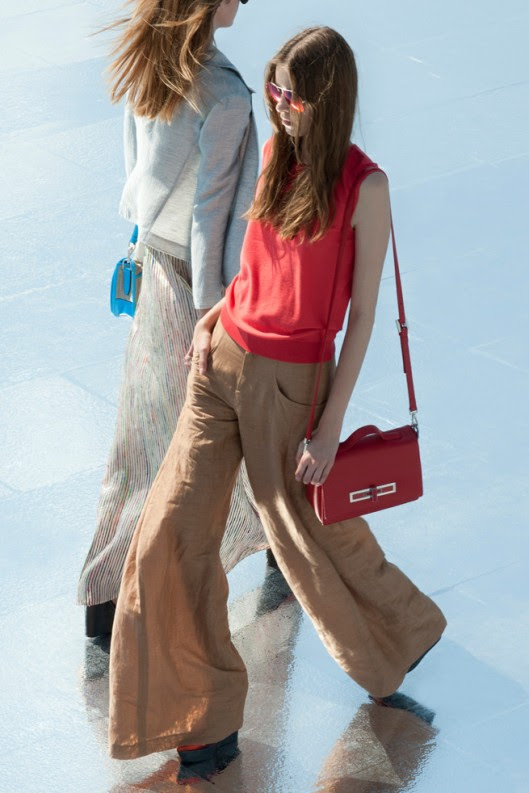THEYSKENS THEORY RESORT 2012