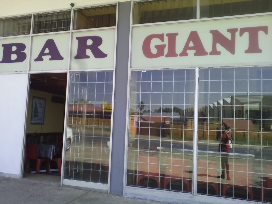 Bar Giant