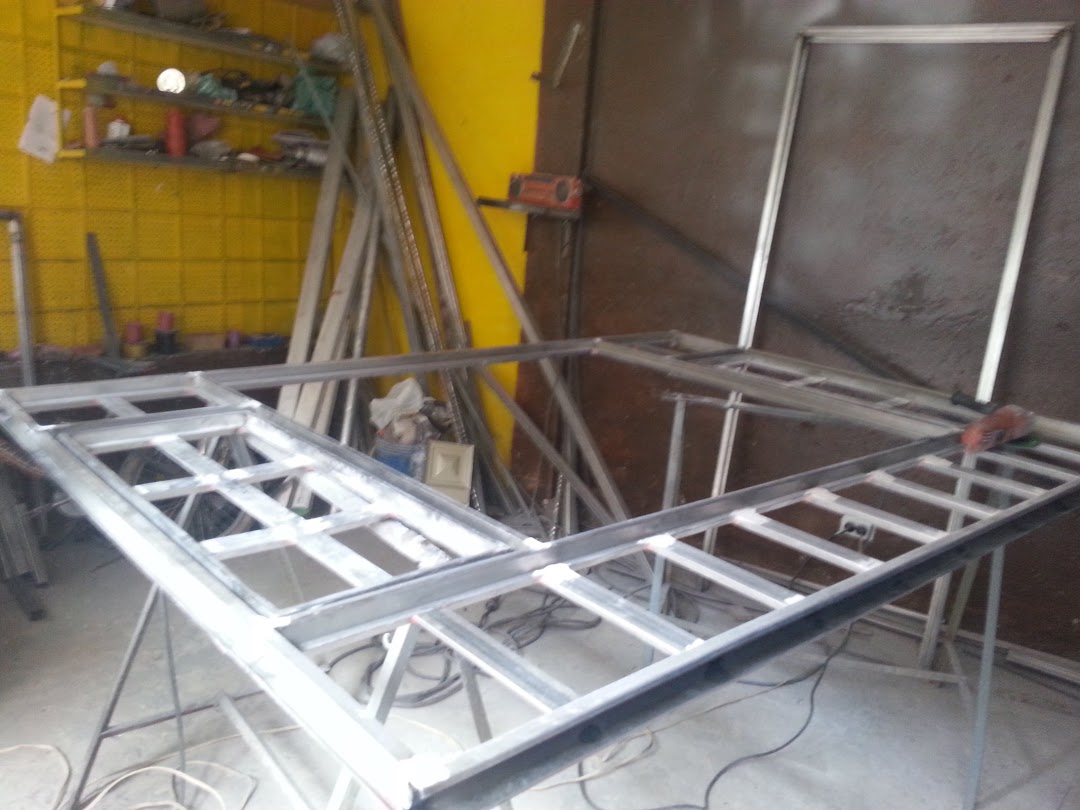Metalicas Y Madera López Y Sánchez